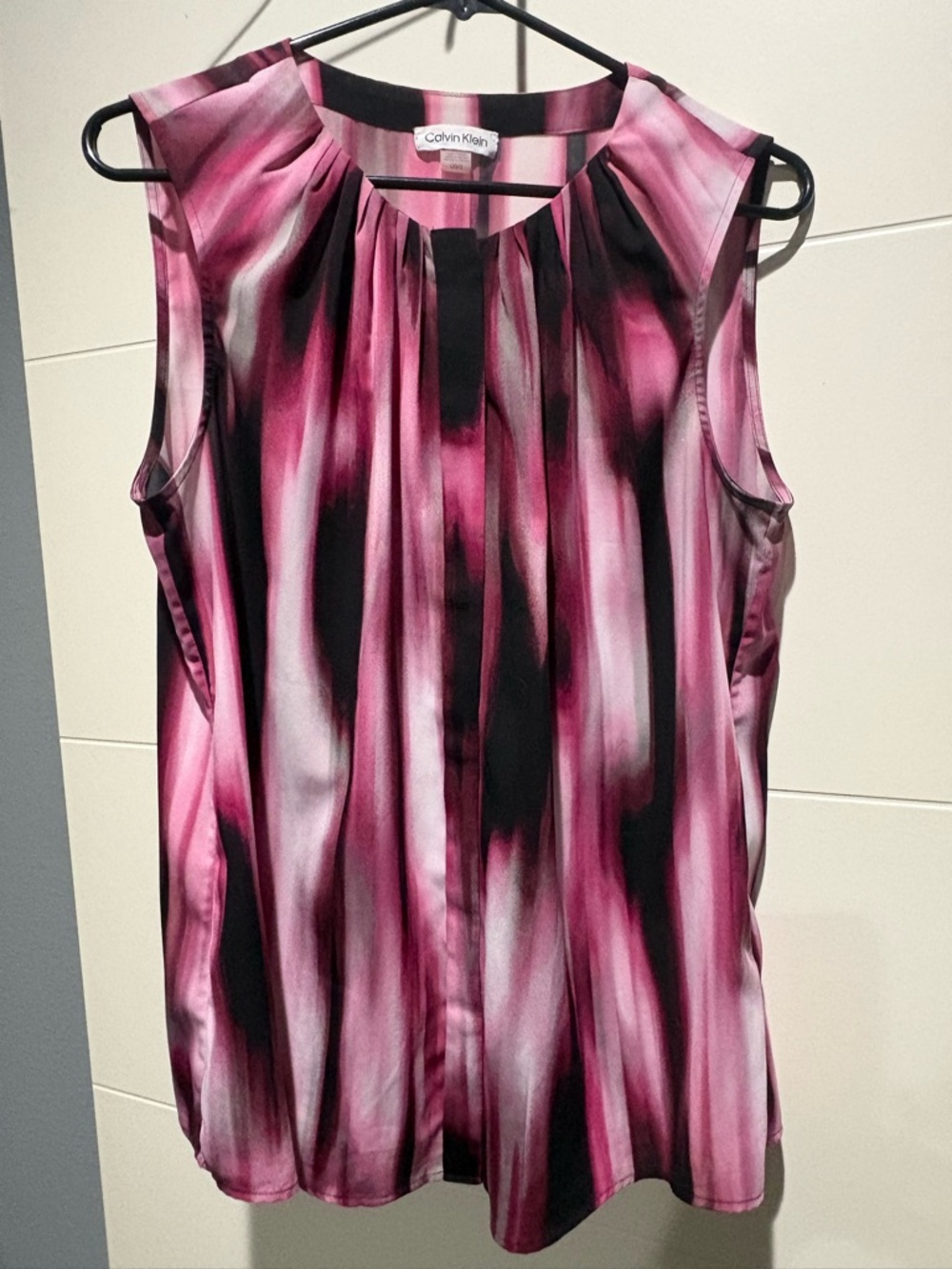 Calvin Klein Pink Black White Sleeveless Blouse Top Womens Large EUC